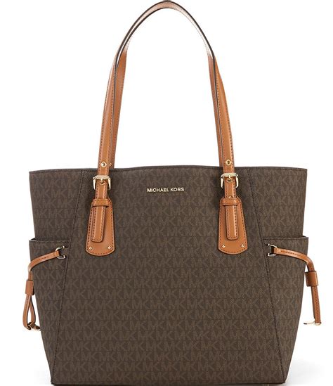 michael michael kors voyager everyday wear signature tote|michael kors tote with zipper.